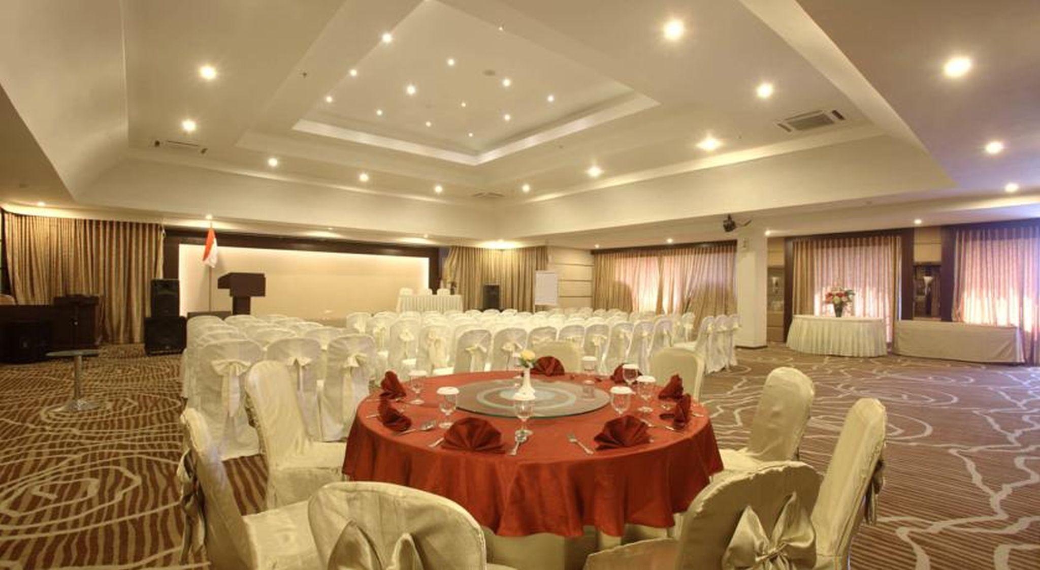 Karibia Boutique Hotel Medan Exterior foto